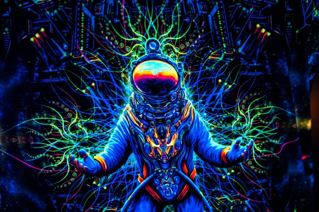Rave T-Shirt Lost Astronaut, UV Active Psychedelic Festival Clothing