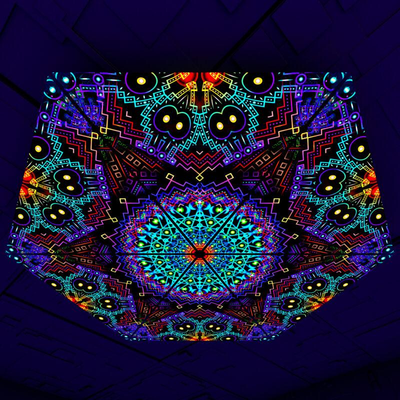 Katedra Triangle – TR01 – Psychedelic UV-Reactive Triangles Set – Psychedelic Party Decoration - Image 1