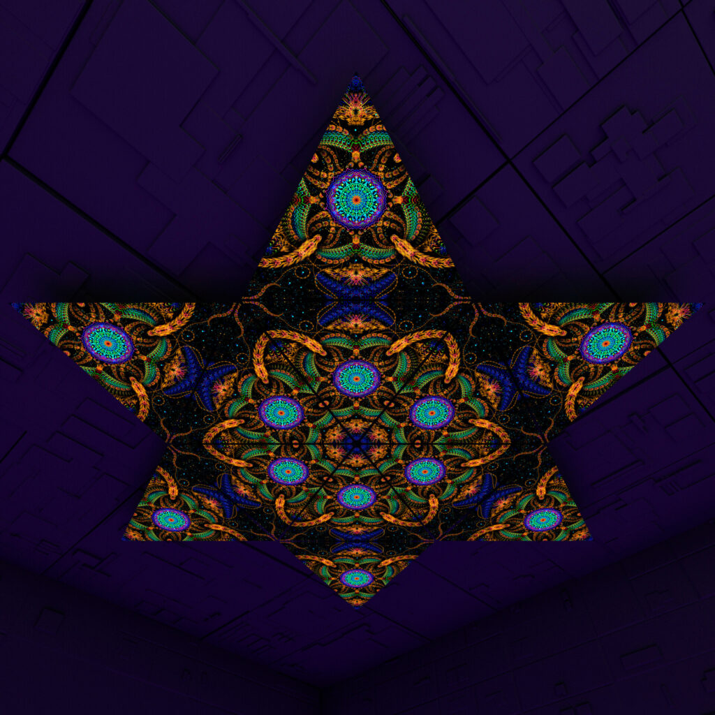 Cosmic Snakes Triangle – TR02 – Psychedelic UV-Reactive Triangles Set – Psychedelic Party Decoration