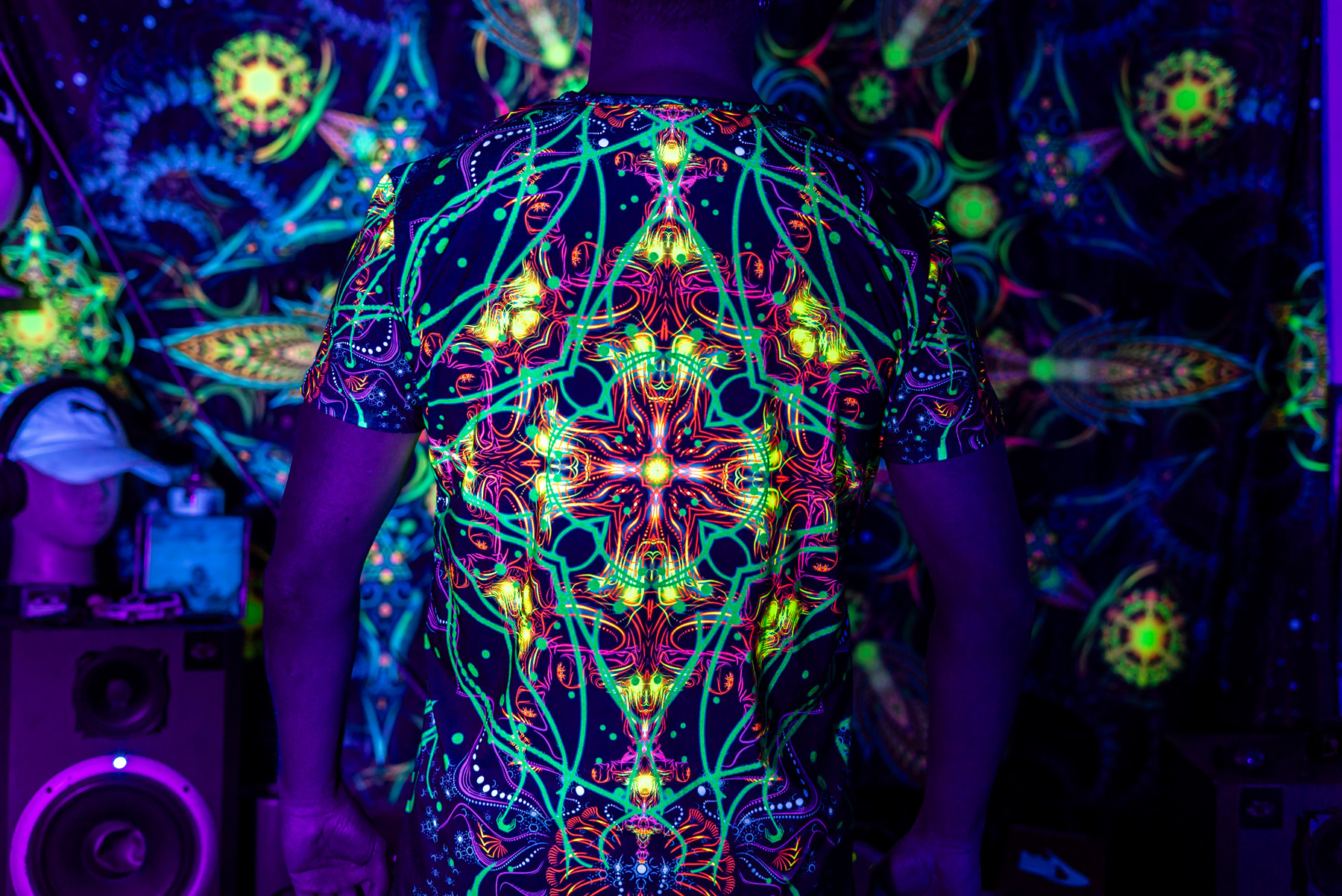 Clothes for Reincarnation Original, UV Active Psychedelic T-Shirt - Image 3