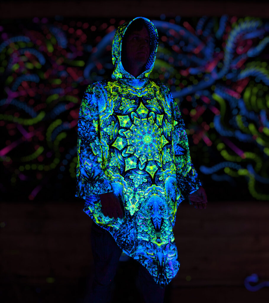 Psychedelic Rave Outfit Quantum Green, UV Festival Clothing, Full Print Poncho