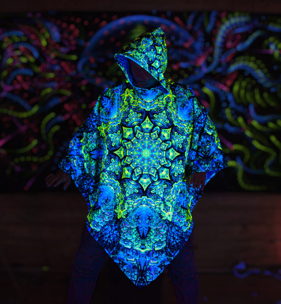 Psychedelic Rave Outfit Quantum Green, UV Festival Clothing, Full Print Poncho